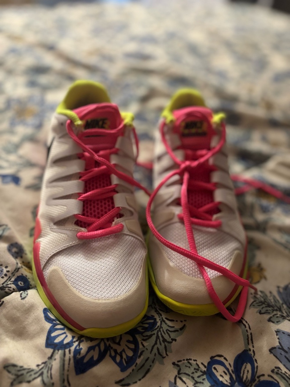 Nike - Picture 3 of 3